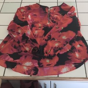 Sioni Black and Red Floral Blouse